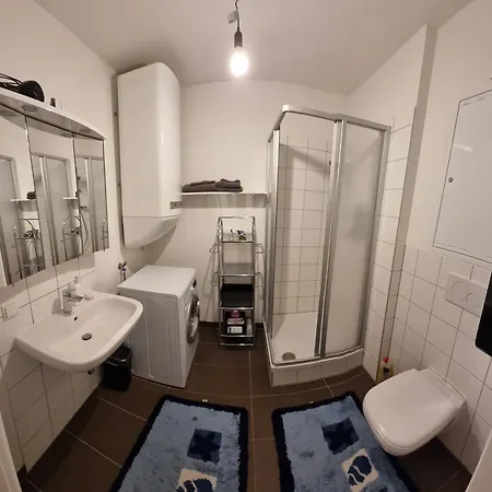 Neubau Mit Terrasse - Sonne 10 Bis 20 Uhr شقة *