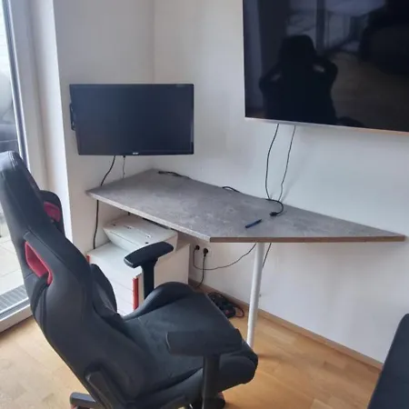 شقة Neubau Mit Terrasse - Sonne 10 Bis 20 Uhr